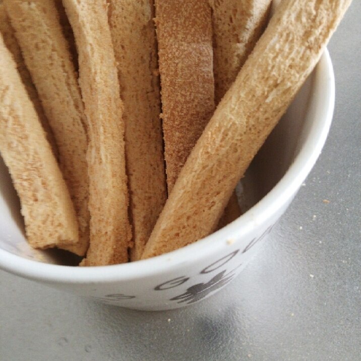 こどものおやつ パン耳カリカリきなこ レシピ 作り方 By ピカチャト子 楽天レシピ